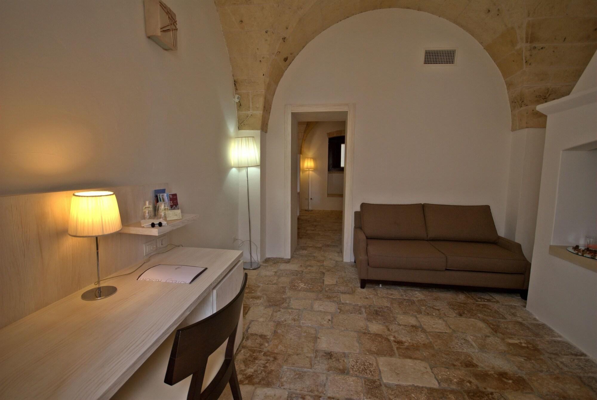 Masseria Corda Di Lana Hotel & Resort Torre Lapillo Eksteriør billede