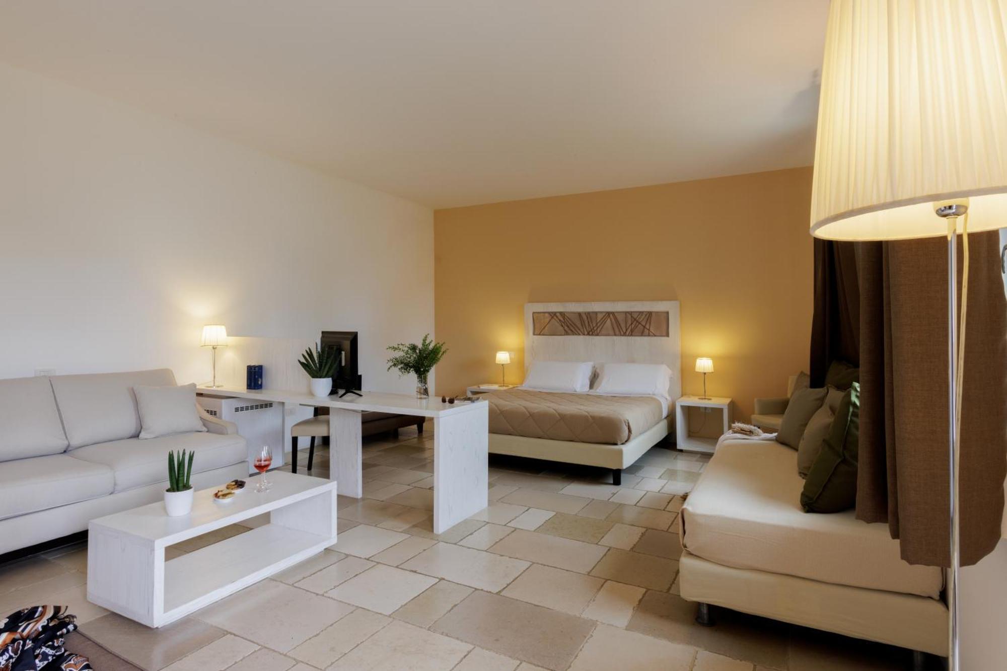 Masseria Corda Di Lana Hotel & Resort Torre Lapillo Eksteriør billede